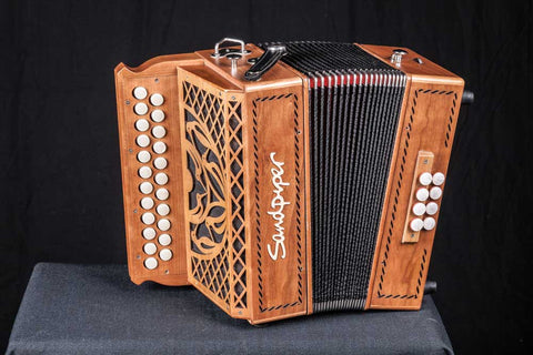 Sandpiper Dunlin III, three voice melodeon